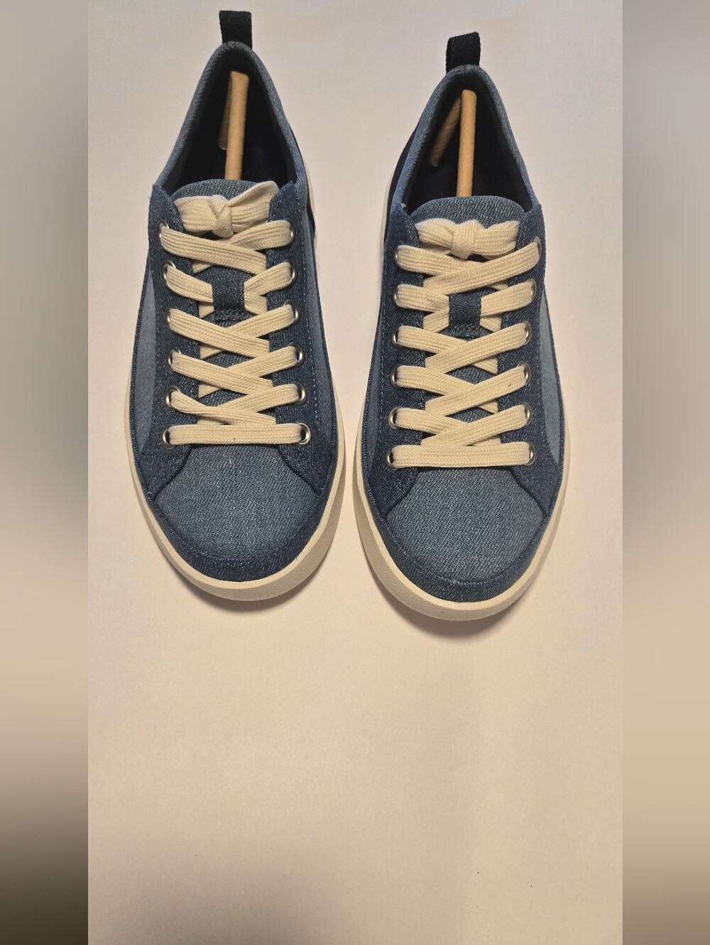 Vionic Denim Blue & White Low-Top Men's Sneakers